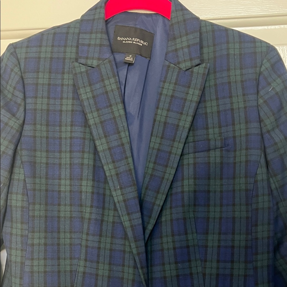 Banana republic Blazer in Navy and Green Plaid - black watch type